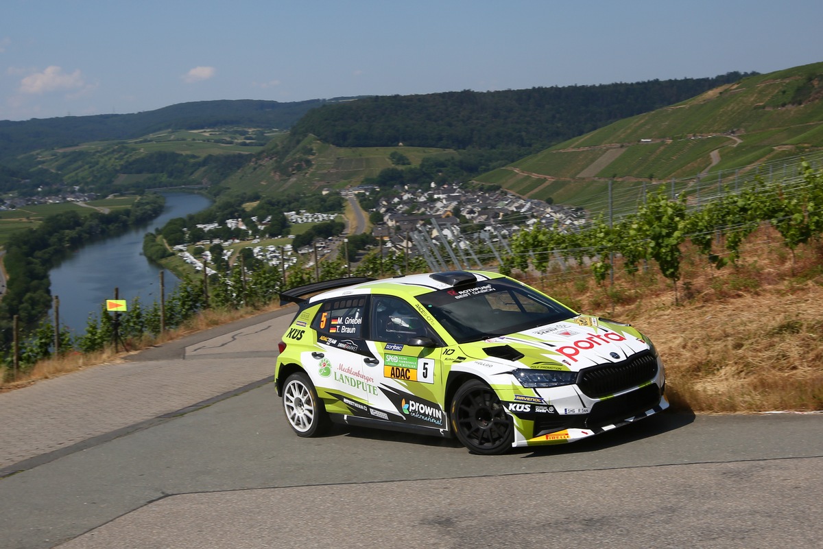 DRM Rallye Stemweder Berg: drei Rally Teams mit Chancen auf den zehnten DRM-Titel für Skoda
