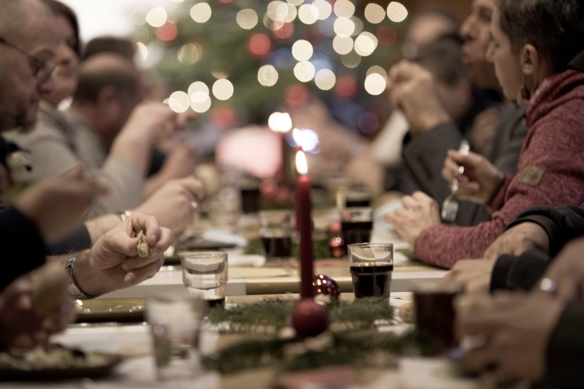 Lidl Svizzera sostiene le feste di Natale promosse dalla Fondazione dell&#039;Esercito della salvezza Svizzera / 40&#039;000 franchi per le persone in condizioni di povertà