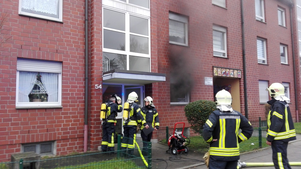 FW-GE: Wohnungsbrand im Stadtteil Neustadt - Ein Hund gerettet