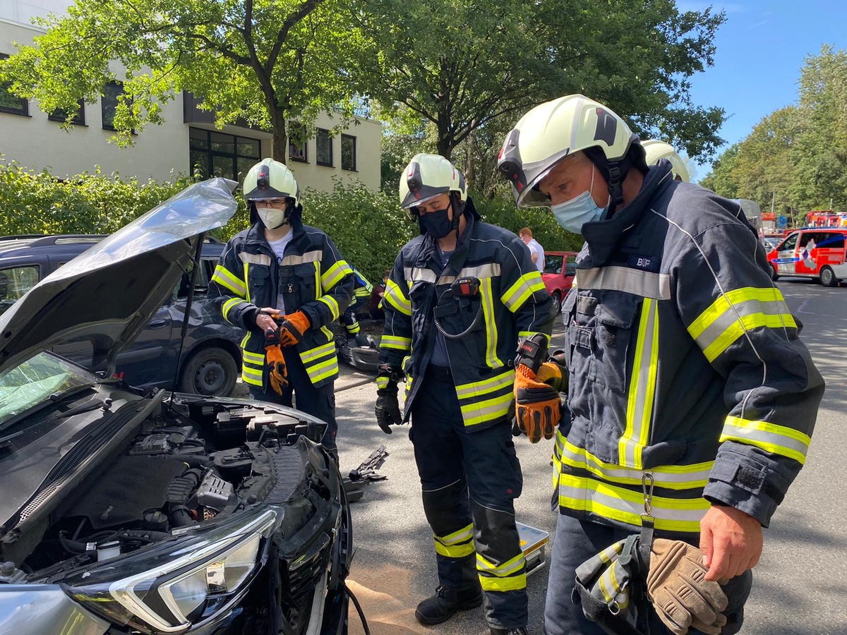 FW-EN: Verkehrsunfall in der Stefansbecke