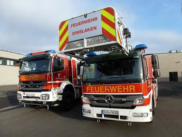 FW Dinslaken: PKW Brand