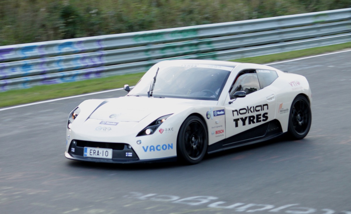 Nürburgring-Rekord für Elektro-Autos: ERA mit Nokian-Öko-Reifen / Rundenzeit 8.42,72 Minuten auf der Nürburgring Nordschleife mit reinem Elektroantrieb (mit Bild)