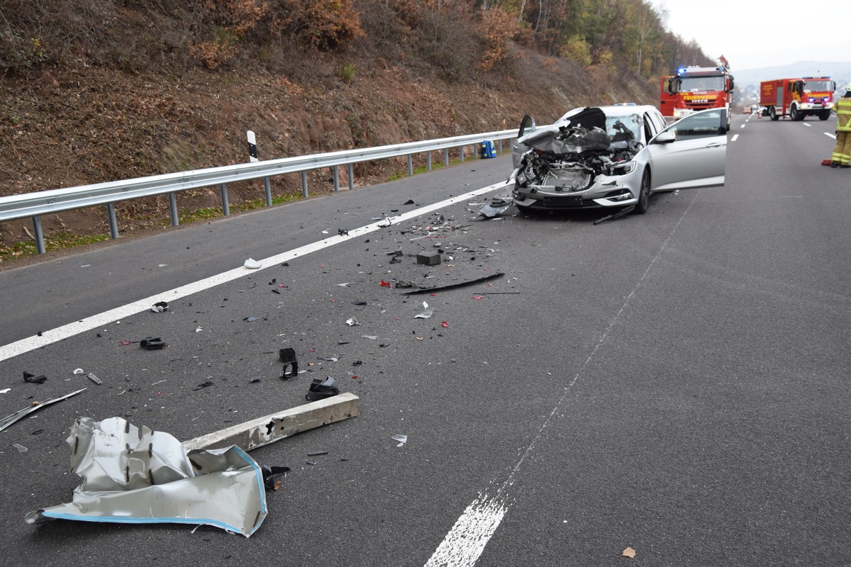 POL-PDKL: A6/Wattenheim, Schwerverletzt nach Auffahrunfall