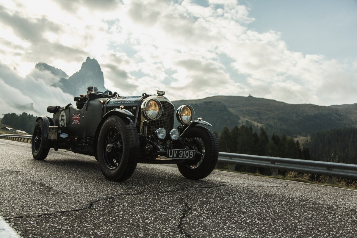 Schön, schnell und selten - 
klassische Auto-Vielfalt bei der ADAC Trentino Classic 2016