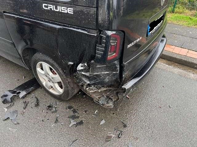 POL-CUX: Verkehrsunfallflucht in Beverstedt (Lichtbild in der Anlage)