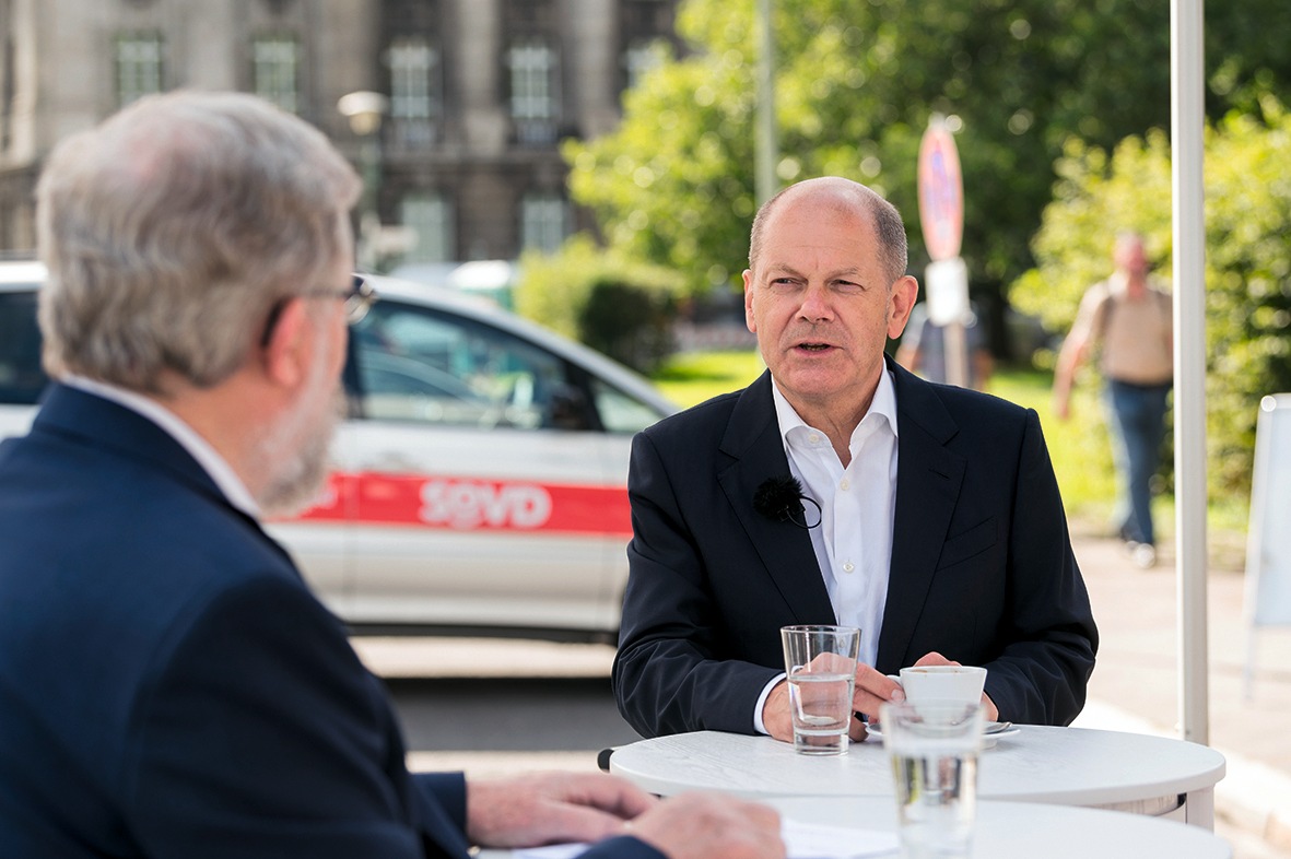 Am 26. September werden die Karten neu gemischt / SoVD-Präsident Adolf Bauer im Gespräch mit Spitzenpolitiker*innen der demokratischen Parteien