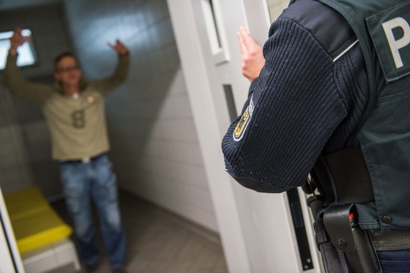 BPOL NRW: Schlägerei am Kölner Hauptbahnhof - Bundespolizei nimmt Mann in Gewahrsam