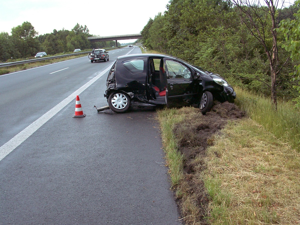 POL-CUX: Pressemitteilung der Pol.-Inspektion Cuxhaven/Wesermarsch vom 07.-08.06.08