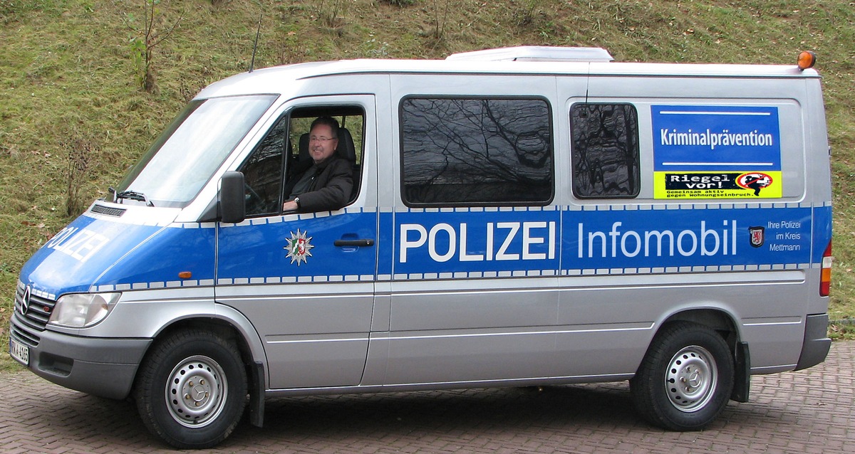 POL-ME: Das INFO-MOBIL kommt in die Fußgängerzone - Langenfeld - 1901136