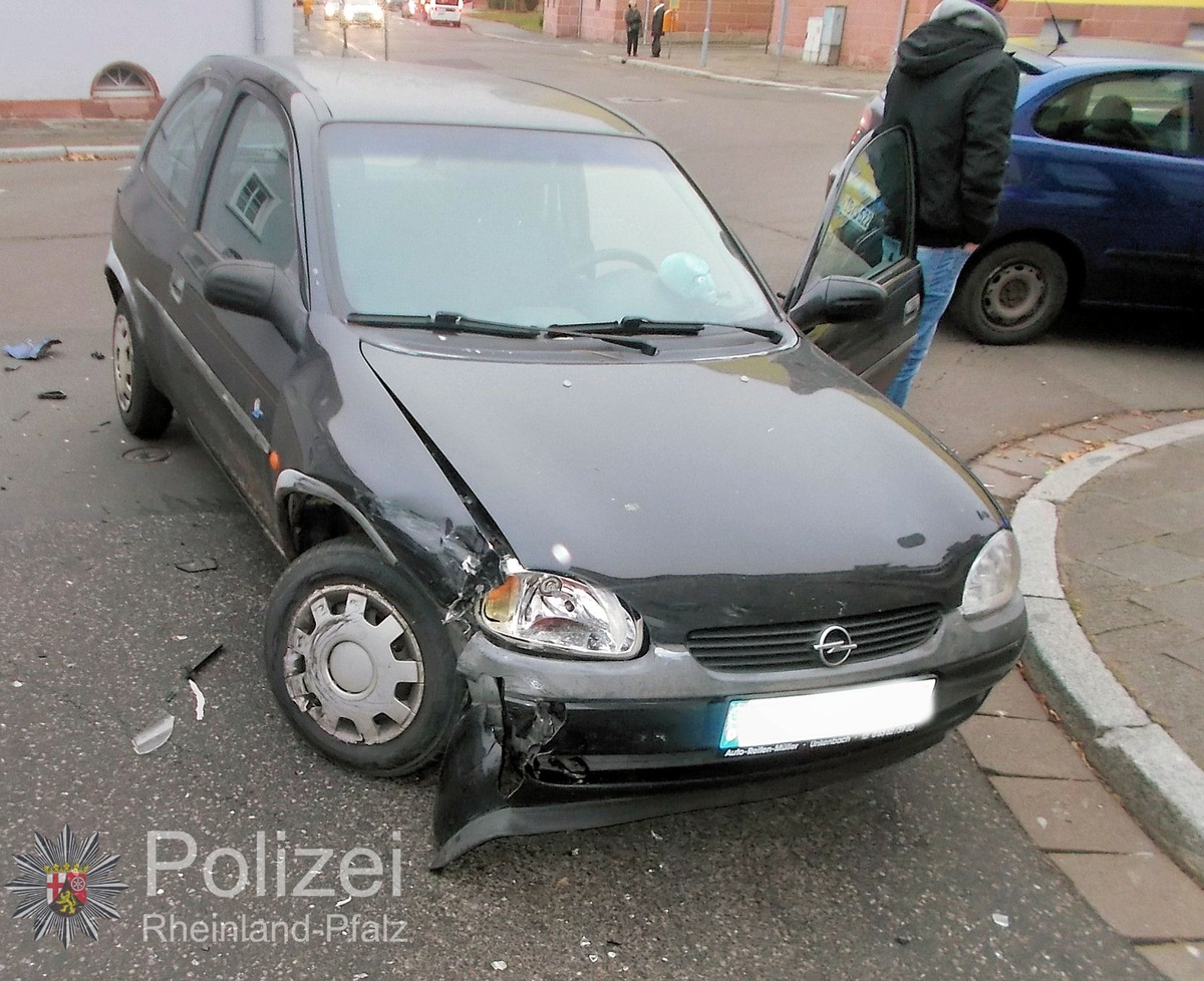 POL-PPWP: Vorfahrt genommen - wirtschaftlicher Totalschaden