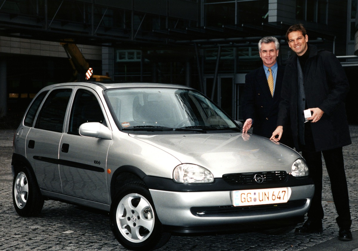 Kai Böcking zu Gast im Adam-Opel-Haus / Bekannter TV-Moderator fährt jetzt Opel Corsa