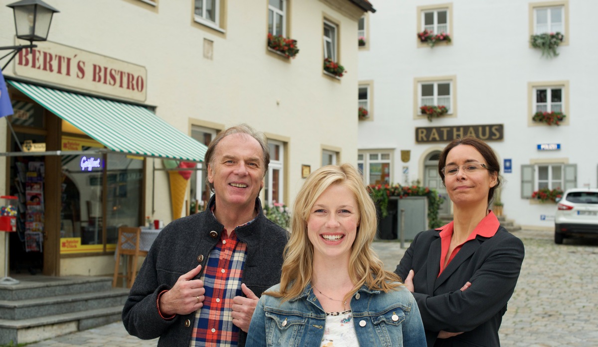 ZDF dreht neue &quot;Herzkino&quot;-Reihe mit Christine Eixenberger, Stefan Murr und Wolfgang Fierek (FOTO)