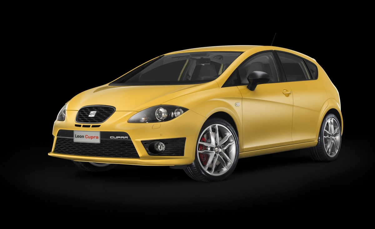 Weltpremiere auf der Barcelona Motor Show / Zwei neue SEAT Top-Sportler: Ibiza FR und Leon Cupra