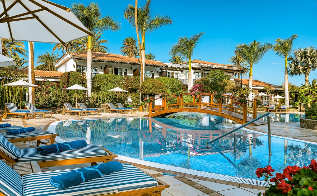 TUI zeichnet Top 100 Hotels der Ferienhotellerie mit TUI Holly aus / Bestes TUI Hotel ist das Seaside Grand Hotel Residencia auf Gran Canaria