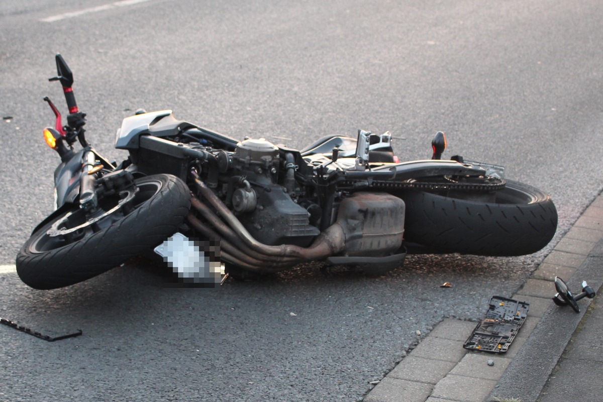 POL-HA: Motorradfahrer bei Zusammenstoß mit Auto leicht verletzt