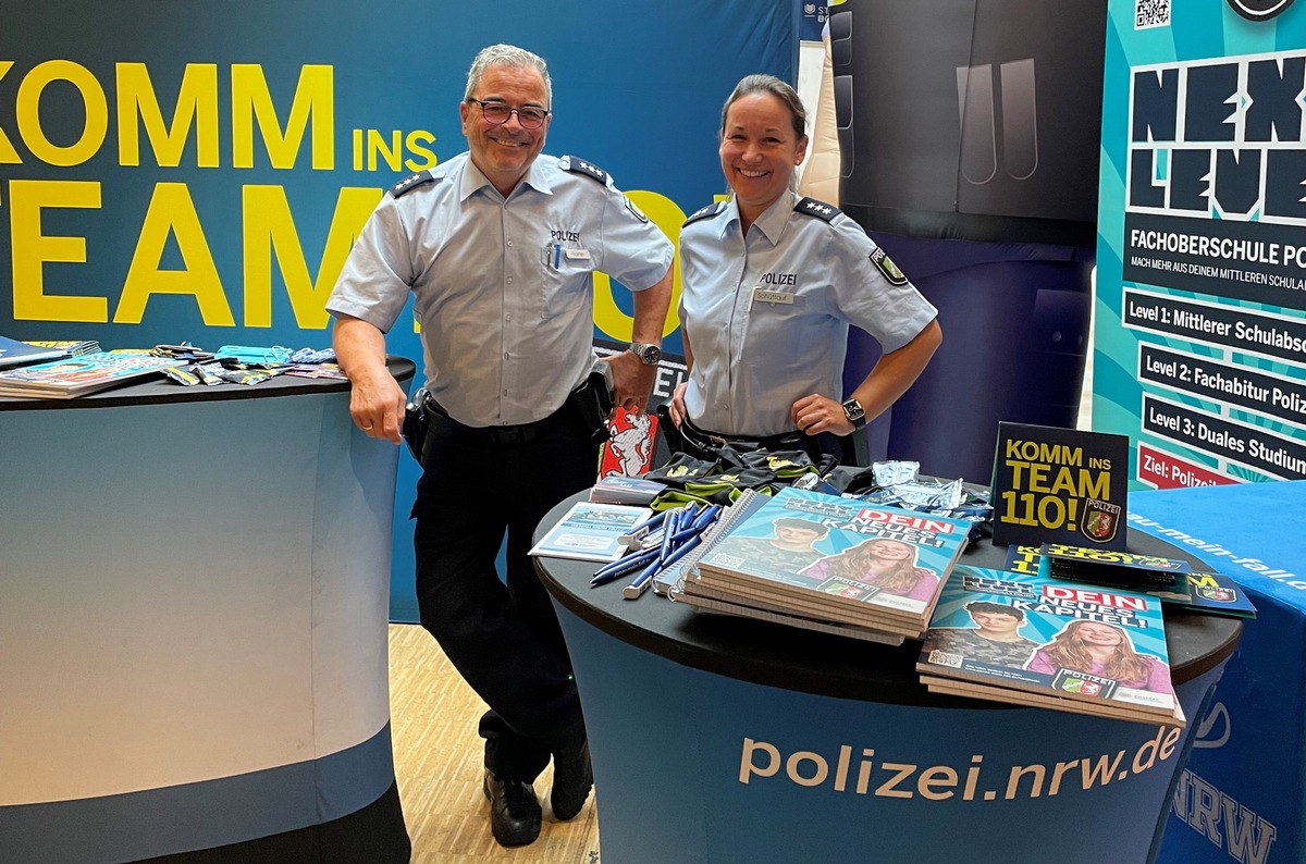 POL-BO: Einstellungsberatung zum Polizeiberuf beim Azubi-Speed-Dating in Herne