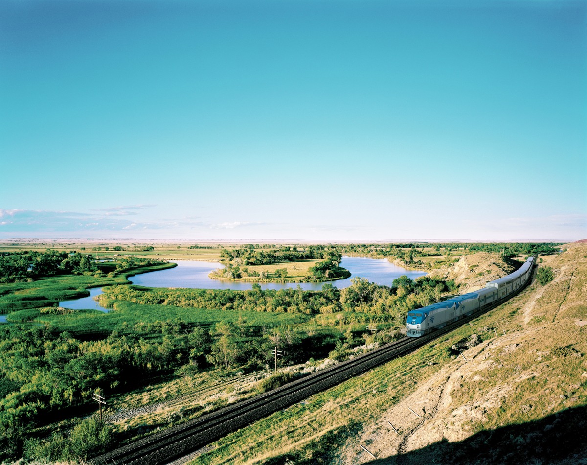 Bahngesellschaft AMTRAK USA präsentiert sich auf der ITB 2010 (mit Bild)