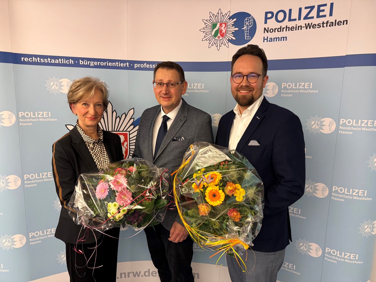 POL-HAM: Wechsel in der Führungsriege der Polizei Hamm: Verabschiedung von Adriane Klostermann und Begrüßung von Regierungsdirektor Jan Kieseheuer