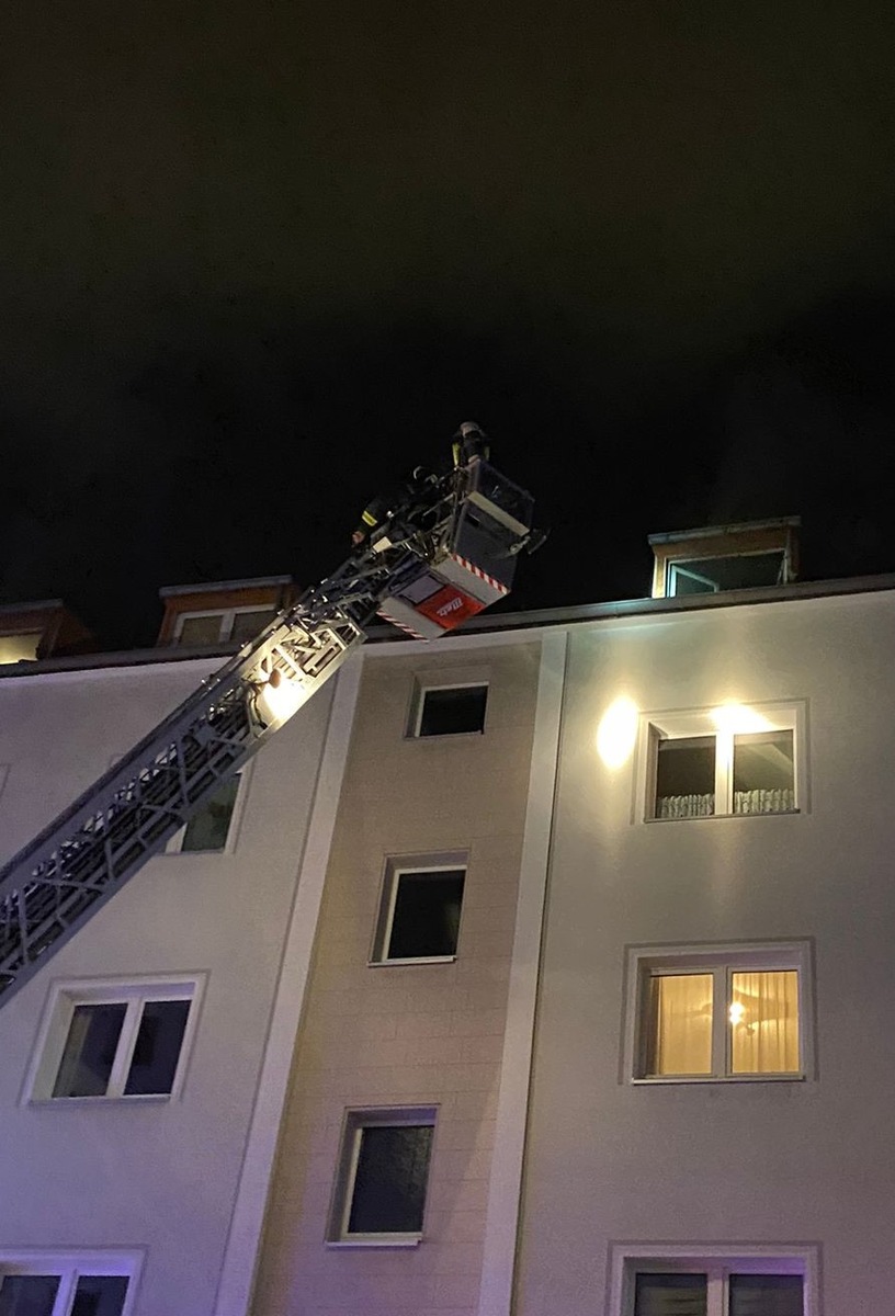 FW-DO: Wohnungsbrand mit starker Rauchentwicklung