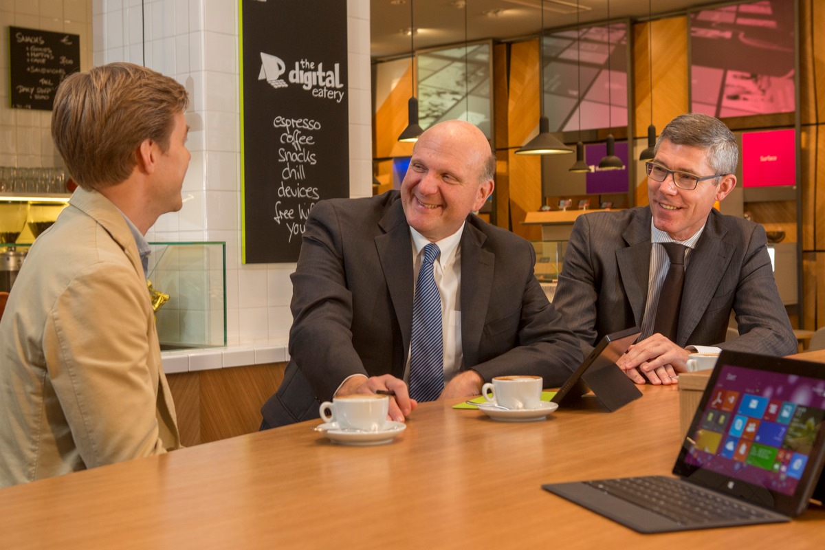 Steve Ballmer eröffnet &quot;Microsoft Berlin&quot; (FOTO)