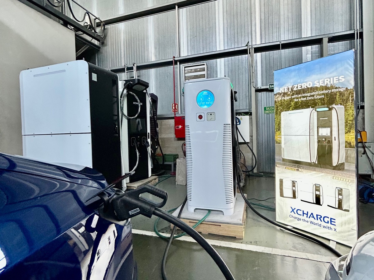 XCharge weiht zusammen mit SGS neues Testzentrum in Madrid ein