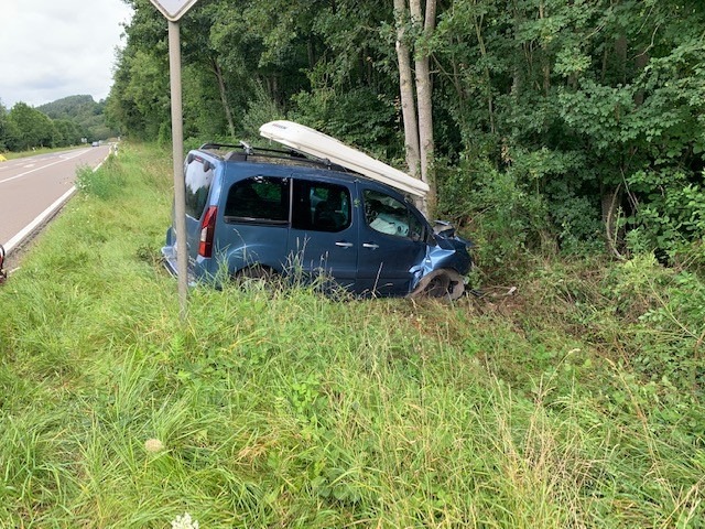 POL-PDKL: Unfall mit leichtverletzter Person