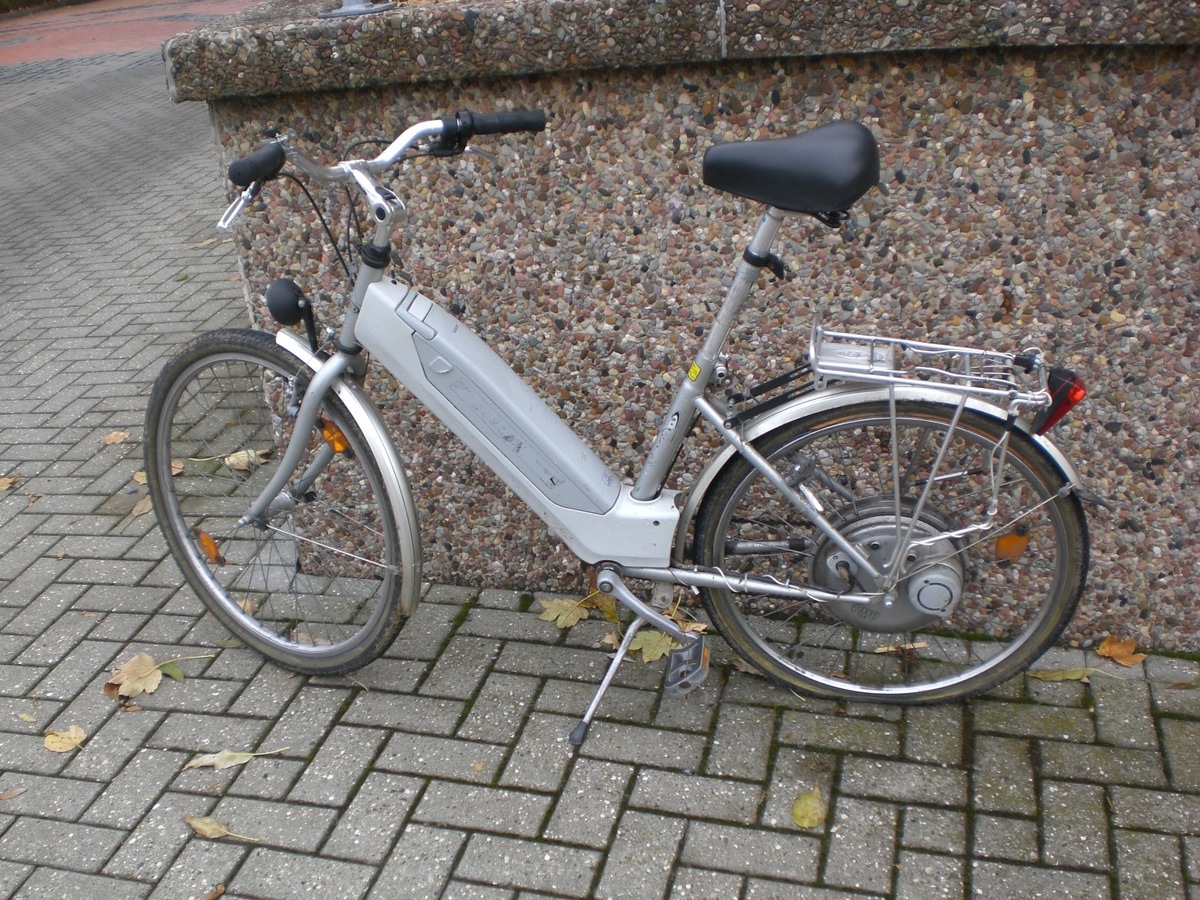 POL-GOE: (843/2009) Herrenloses Elektrofahrrad in Dransfeld aufgefunden - Eigentümer gesucht