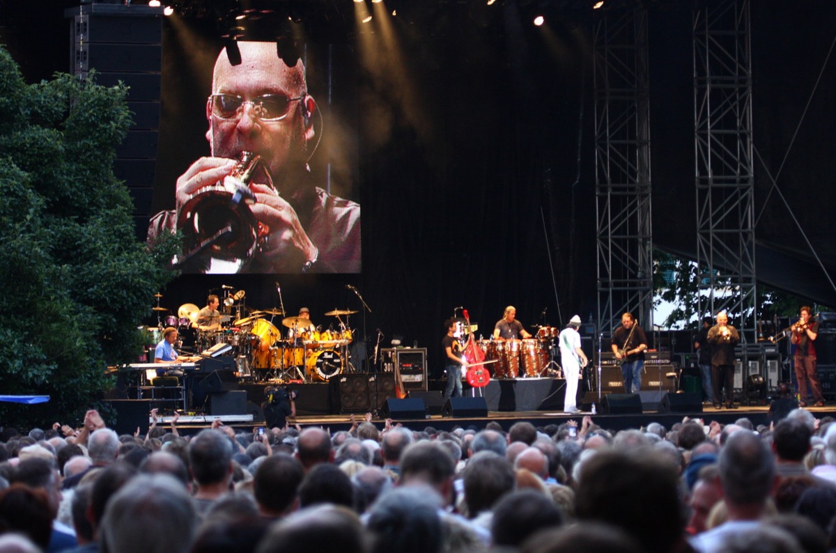 Die Fantastischen Vier und zahlreiche schräge Fabelwesen gastieren beim Schloss-Sommer in Bad Mergentheim