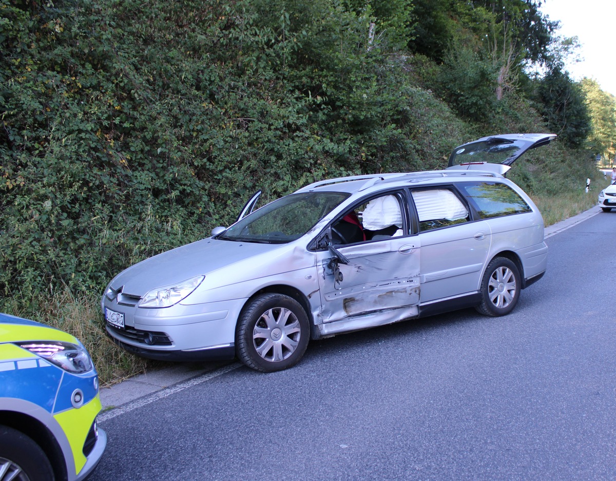 POL-RBK: Odenthal - Zwei Verletzte nach Zusammenstoß zwischen Pkw und Motorrad