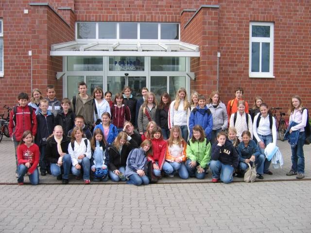 POL-NI: Girlsday 2006 bei der Nienburger Polizei - Bild im Download -