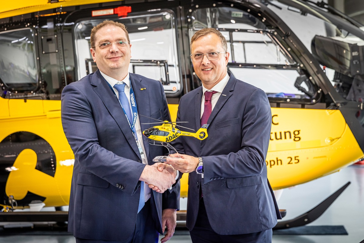 ADAC Luftrettung erhält 1.500. Maschine vom Typ H135