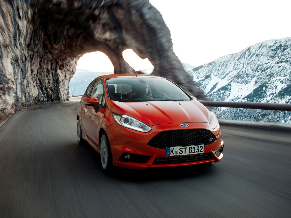 Sportlich und erfolgreich: Der neue Ford Fiesta ST startet mit glänzenden Verkaufszahlen (BILD)