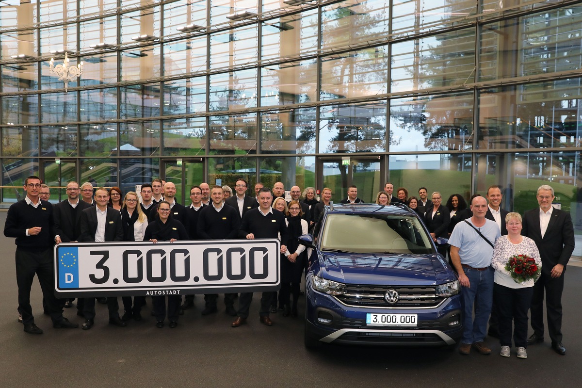 Dreimillionste Fahrzeugübergabe in der Autostadt in Wolfsburg