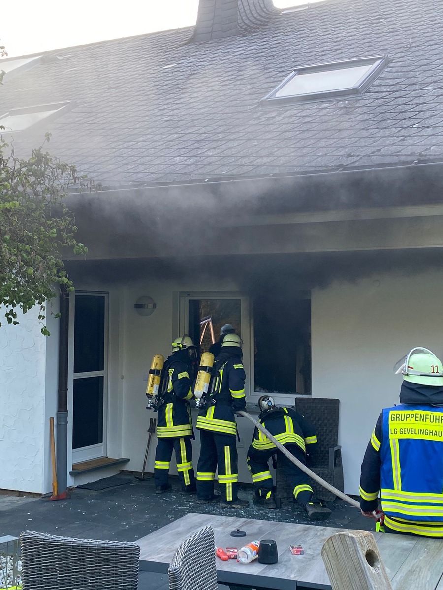 FF Olsberg: Zimmerbrand in Olsberg - Antfeld