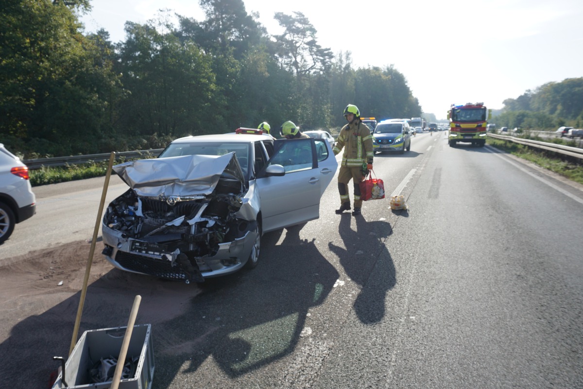 FW Ratingen: Ratingen-Breitscheid, BAB 3 FR Oberhausen, 10:22 Uhr, 11.10.2022