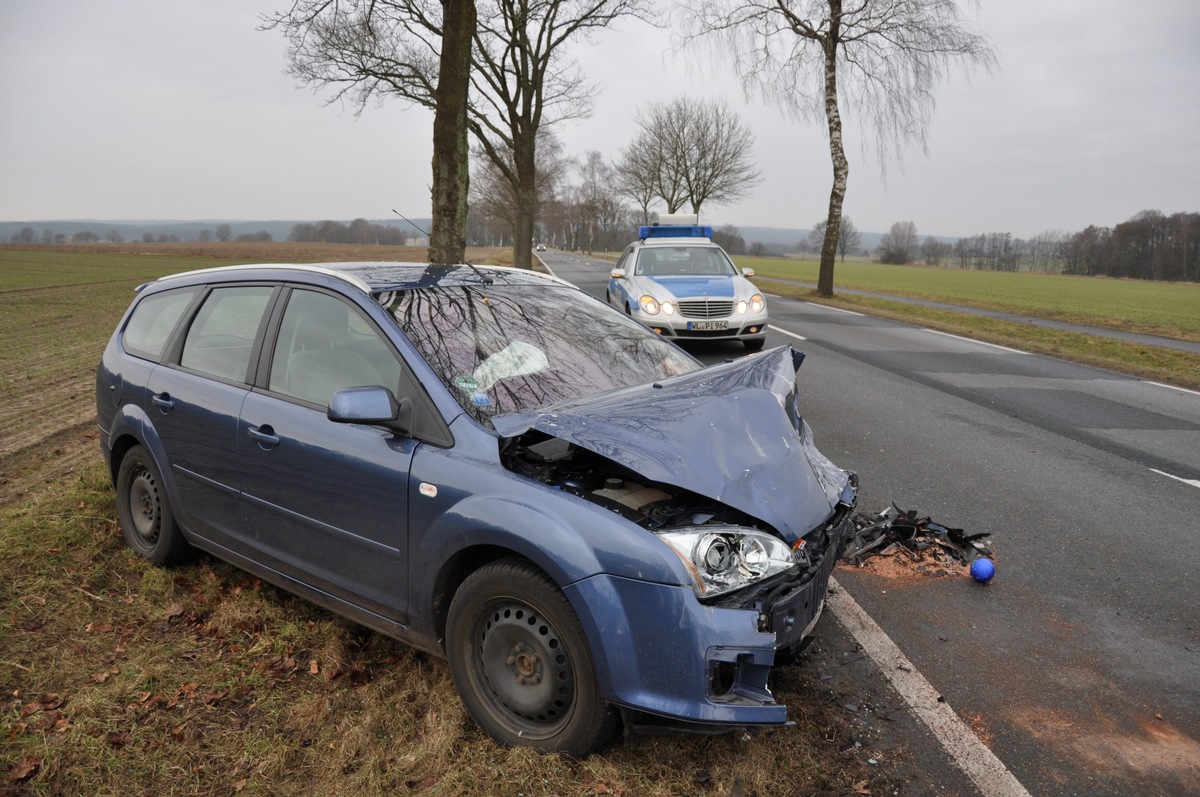 POL-WL: ++Landkreis Harburg - Unfälle mit Schwerverletzten++Seevetal/Winsen- Fahrten unter Drogen und Alkohol++Toppenstedt- Schlägerei auf Faslamsfeier, Zeugen gesucht ++Seevetal - PKW entwendet.