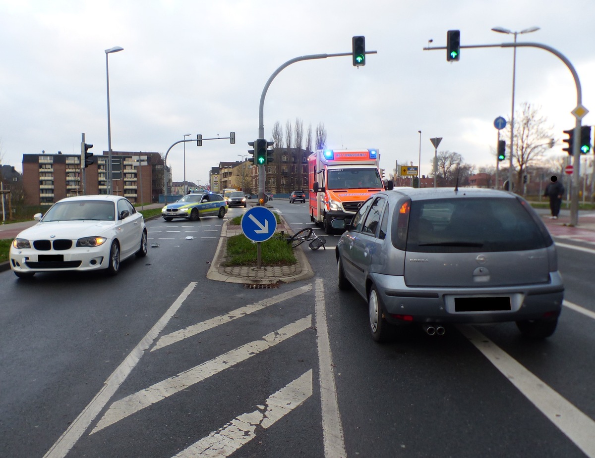 POL-MI: Radfahrerin bei Unfall verletzt