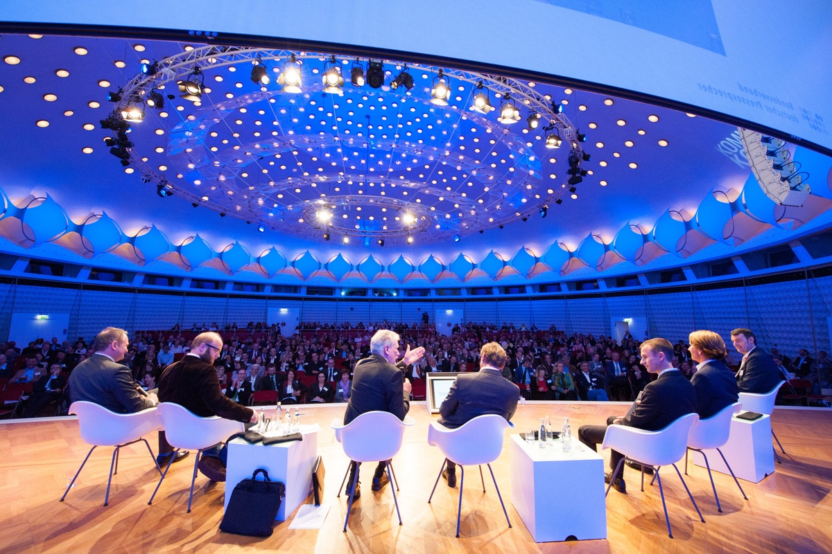 &quot;Alles für Ihre Botschaft&quot; - news aktuell auf dem Kommunikationskongress 2015