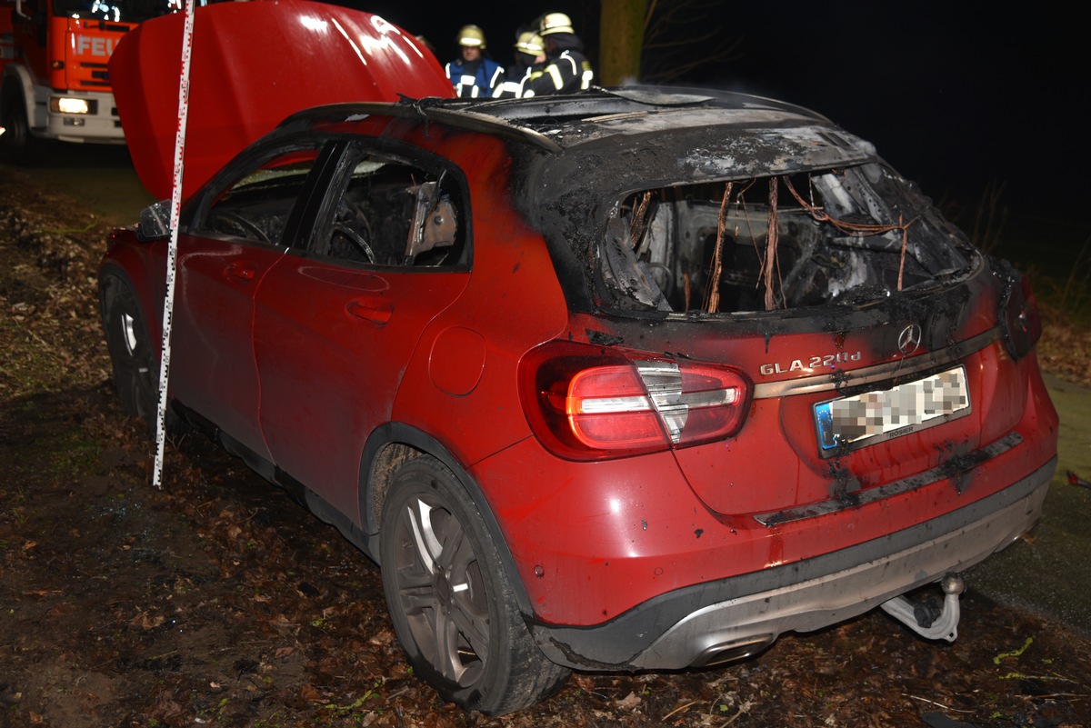 POL-PB: Auto ausgebrannt - Polizei ermittelt wegen Brandstiftung