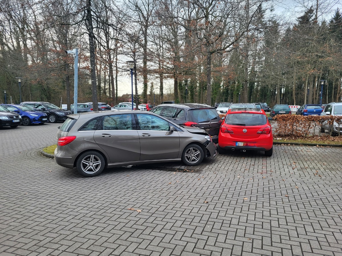 POL-OL: ++Schadensträchtiger Verkehrsunfall in Westerstede++