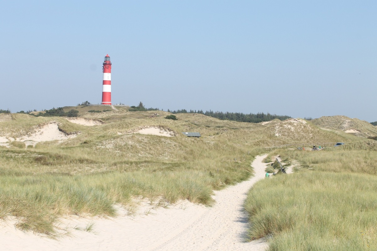 Neue Markenstudie belegt: Schleswig-Holstein für deutsche Gäste weiterhin sehr attraktiv / Positive Faktoren sind die maritime Landschaft und viele Möglichkeiten für naturnahe Erholung