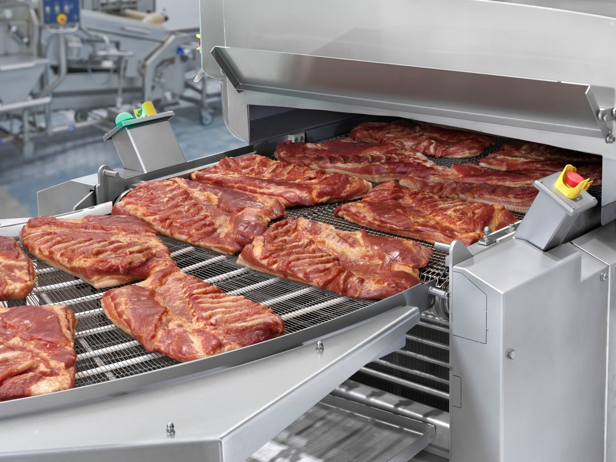 GEA presents new continuous process for bacon at IPPE 2024