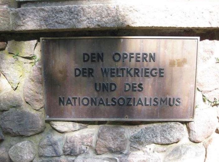 POL-RZ: Diebstahl von vier Bronzetafeln - Wer kann Hinweise geben?