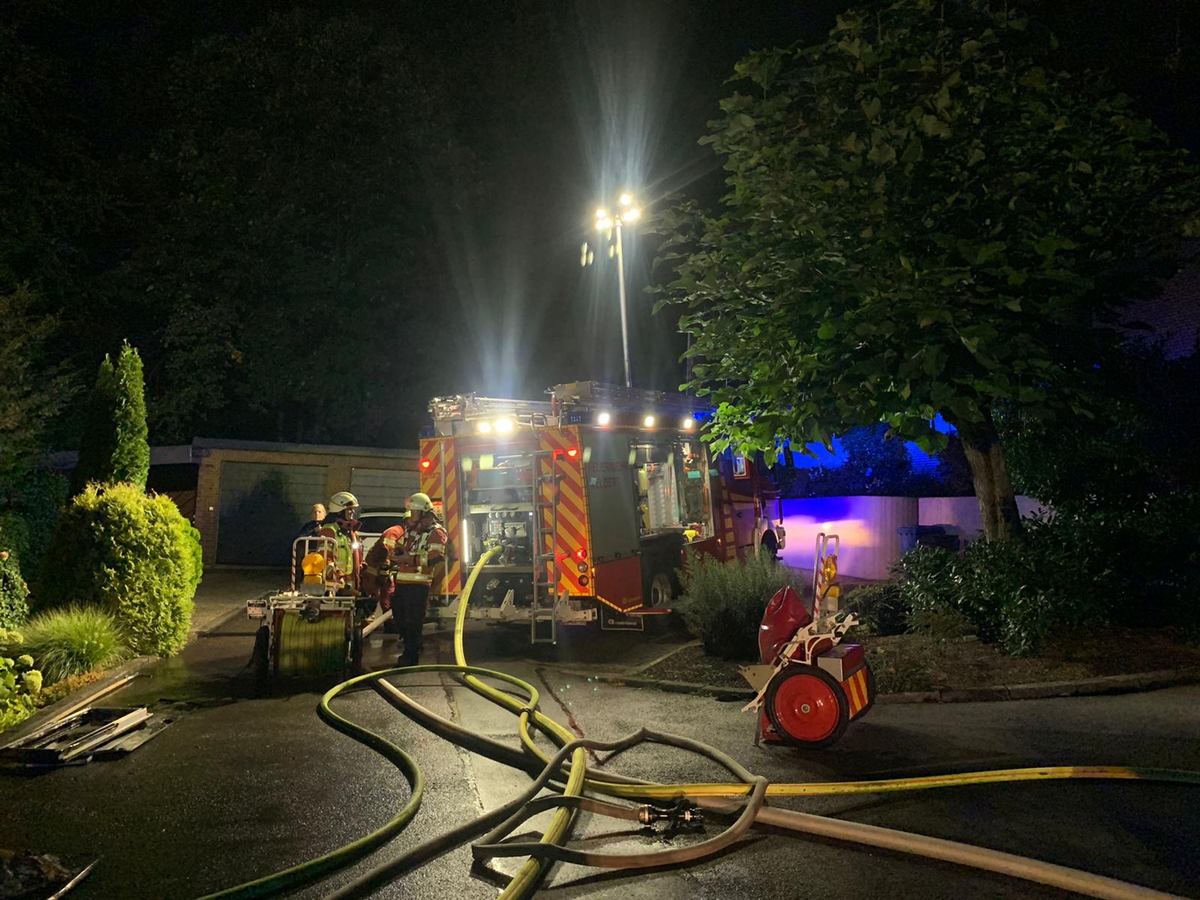 POL-ME: Feuer im Dachgeschoss durch Akku-Defekt - Velbert - 1909048