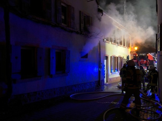 POL-PDLD: Brand in einer Scheune