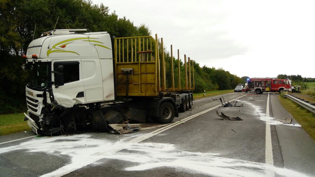 POL-PPWP: 53-Jähriger bei Unfall auf A 62 tödlich verletzt

Vollsperrung dauert an