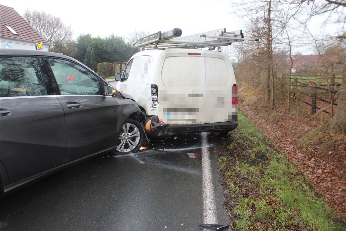 POL-COE: Lüdinghausen, L835/ Unfall mit drei Autos