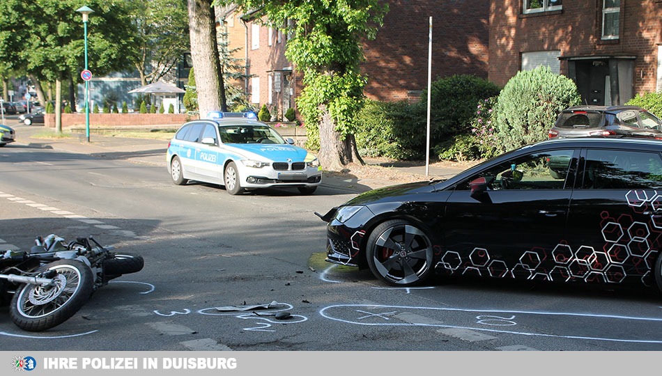 POL-DU: Röttgersbach: Motorradfahrer bei Unfall verletzt