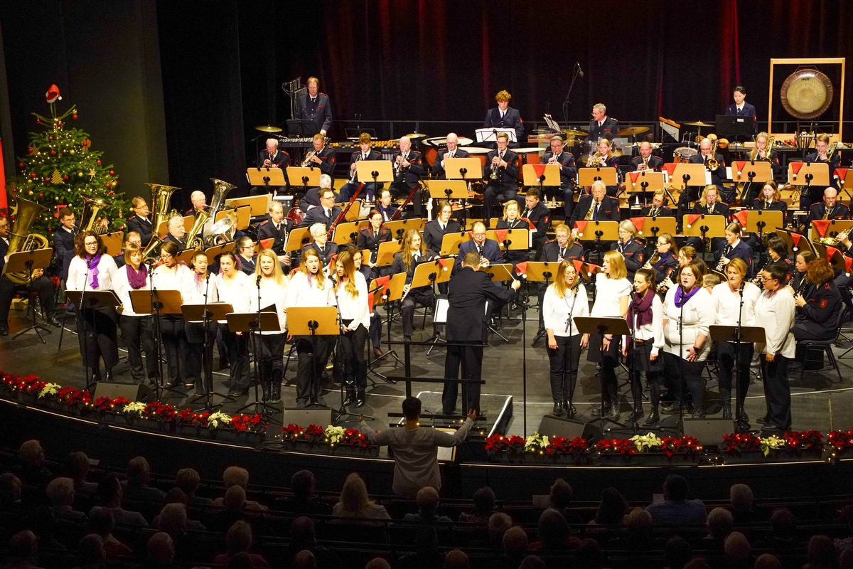 FW-Velbert: Musikzug Velbert und Chorisma temperaturresistent!