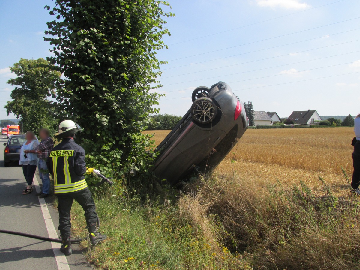 FW Menden: Verkehrsunfall Bräukerweg